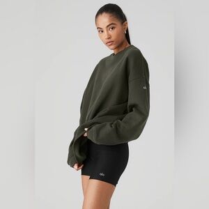 Alo yoga renowned heavy weight crew neck pull over